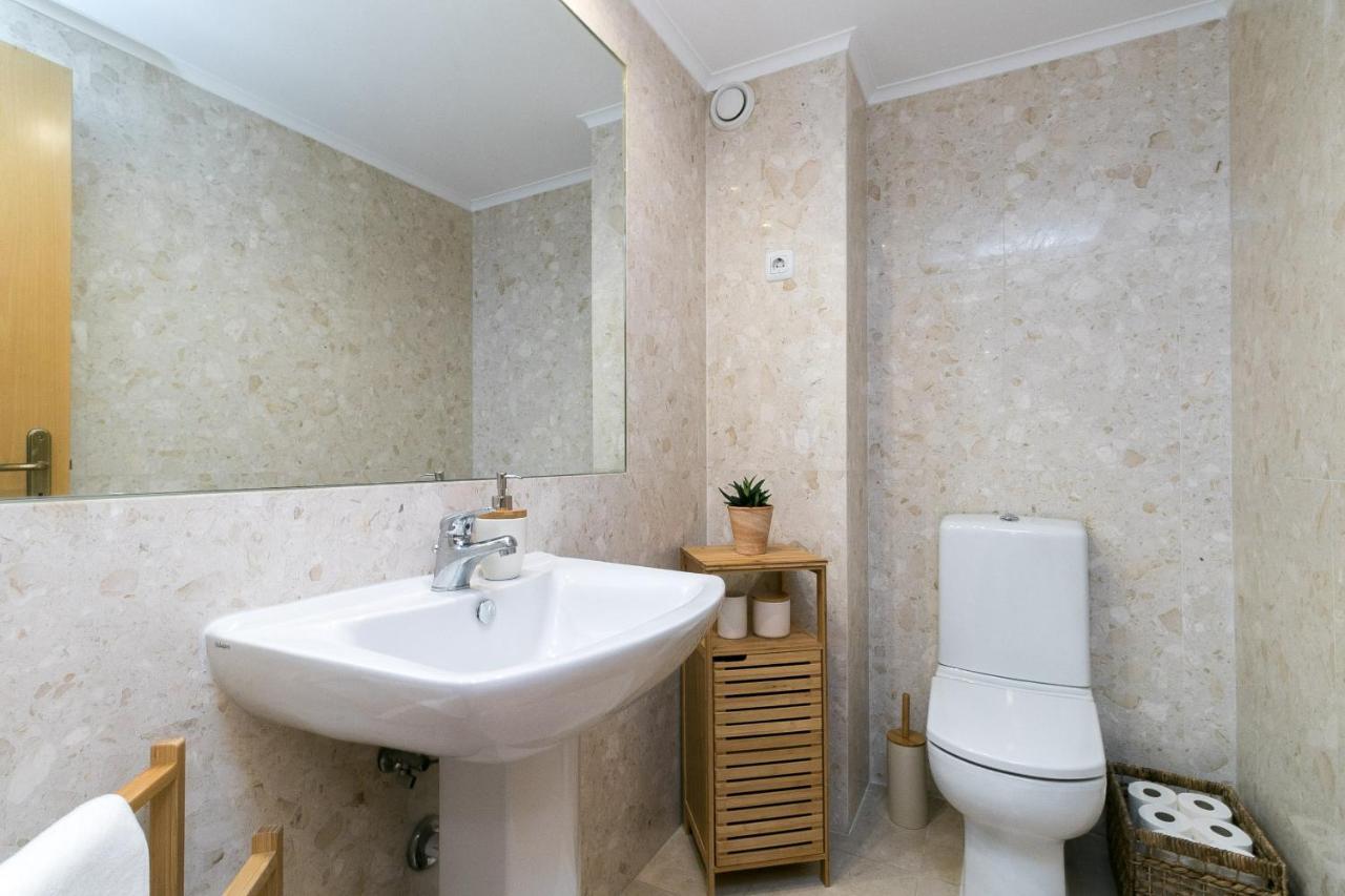Apartament Premium Flat In Upscale Area, Balcony, Parking Lizbona Zewnętrze zdjęcie